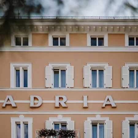 Adria ホテル メラーノ