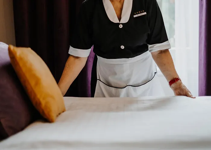 阿德里亚酒店 4*