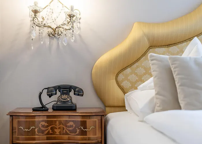 阿德里亚酒店 酒店